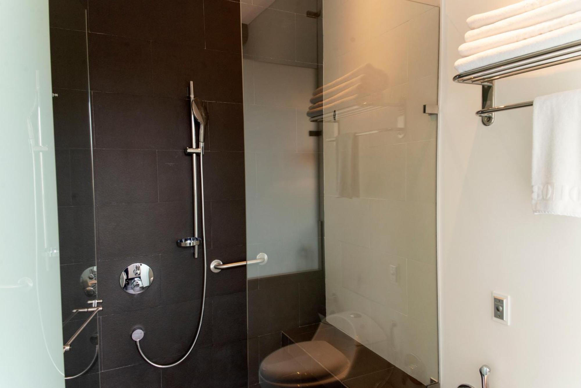 8010 Urban Living- Luxury Home Experience Богота Екстериор снимка