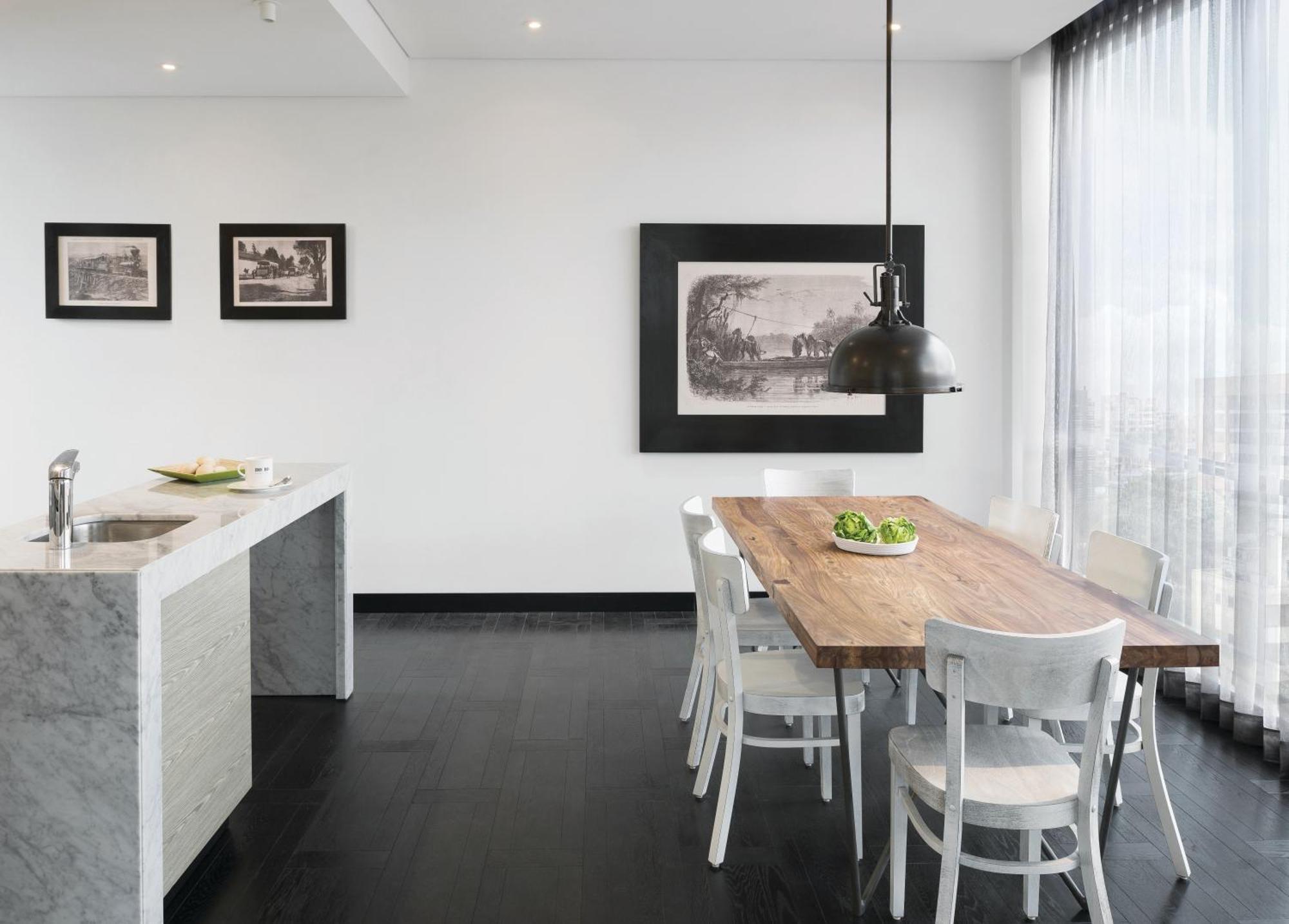 8010 Urban Living- Luxury Home Experience Богота Екстериор снимка